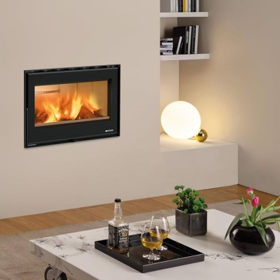 Cheminée à bois en fonte italienne La Nordica Inserto 70 Wide, 7.5kW - Poêles à bois et cheminées italiennes